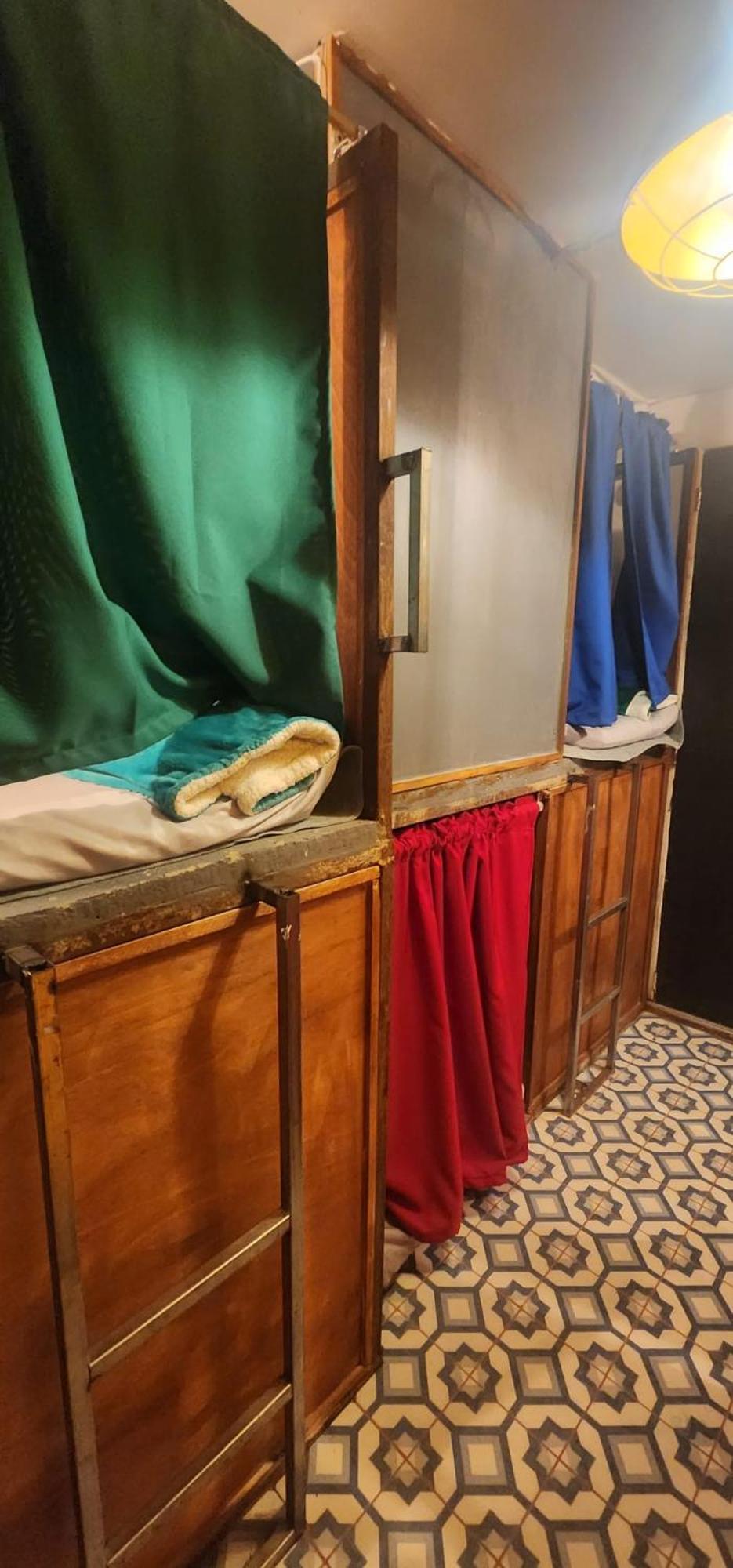 Portelli Hostal Zona G- Para Extranjeros Bogota Bagian luar foto