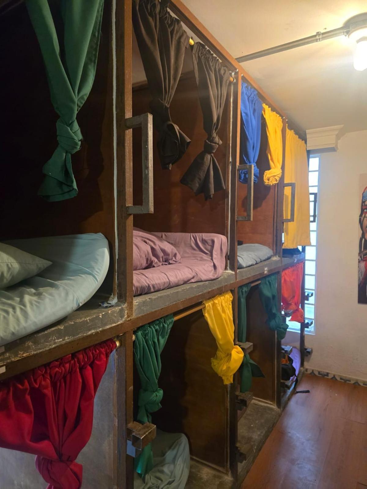 Portelli Hostal Zona G- Para Extranjeros Bogota Bagian luar foto