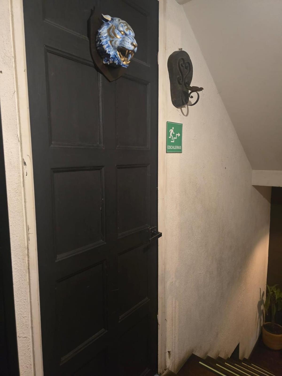 Portelli Hostal Zona G- Para Extranjeros Bogota Bagian luar foto